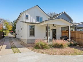 1206 Deloney ST B, Austin TX 78721
