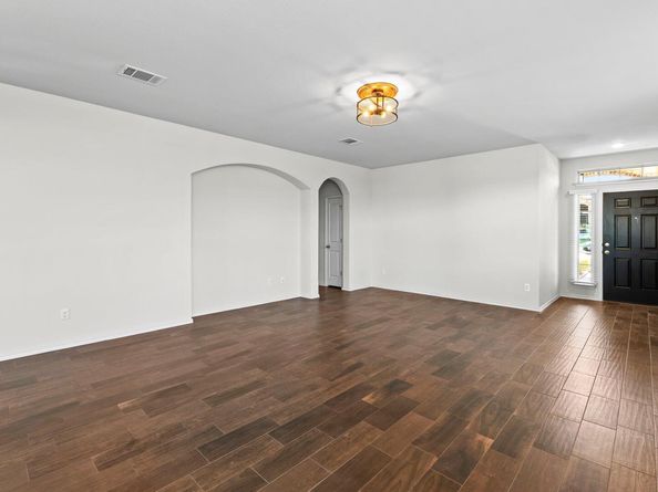 704 Coltrane DR, Pflugerville TX 78660