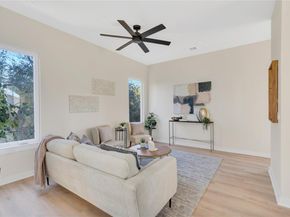 2309 Montopolis DR 7, Austin TX 78741