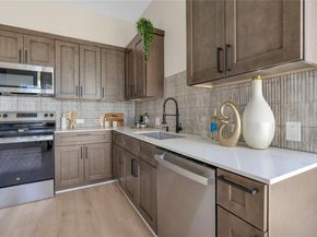 2309 Montopolis DR 7, Austin TX 78741