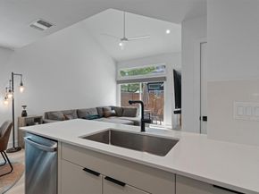 1901 Albury CV D, Austin TX 78758