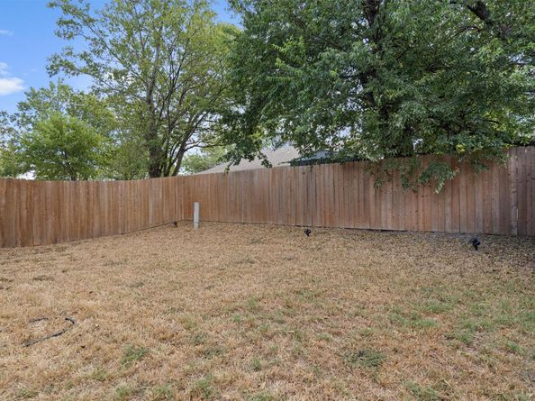 1901 Albury CV D, Austin TX 78758