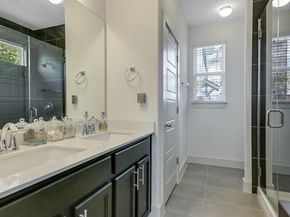 5801 Swayden LN, Austin TX 78745