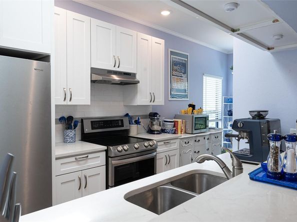 6501 Columbia Oaks Ct D8, Austin TX 78759