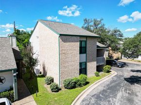 6501 Columbia Oaks Ct D8, Austin TX 78759