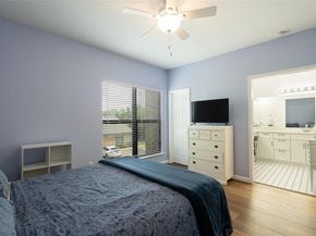 6501 Columbia Oaks Ct D8, Austin TX 78759