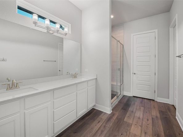 3203 Burnside CIR, Lago Vista TX 78645