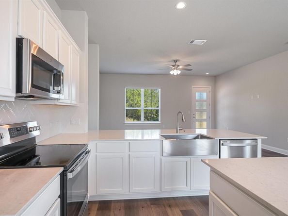 3203 Burnside CIR, Lago Vista TX 78645