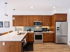 222 West Ave 1609, Austin TX 78701