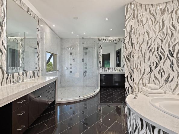 706 Las Lomas DR, West Lake Hills TX 78746