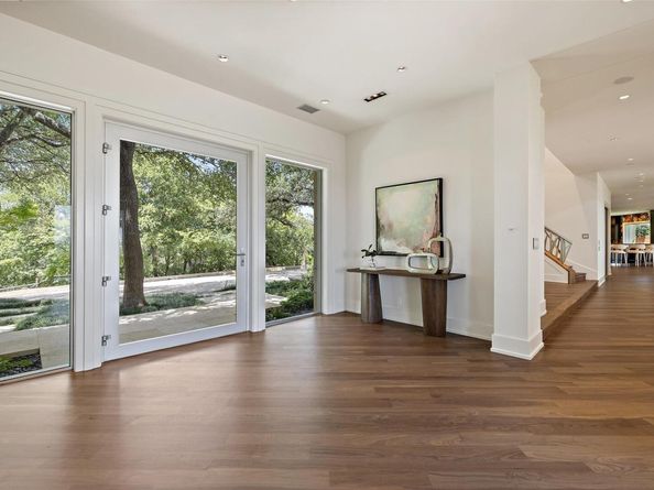 706 Las Lomas DR, West Lake Hills TX 78746