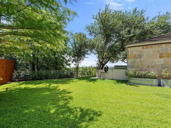 706 Las Lomas DR, West Lake Hills TX 78746