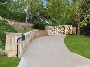 706 Las Lomas DR, West Lake Hills TX 78746