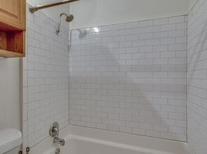 910 Duncan LN 50, Austin TX 78705