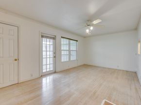 910 Duncan LN 50, Austin TX 78705