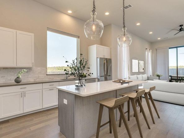 7200 Cordoba DR, Austin TX 78724