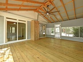 5115 Woodview Ave, Austin TX 78756