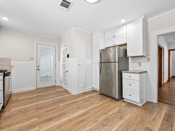 5115 Woodview Ave, Austin TX 78756