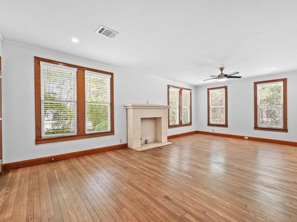 5115 Woodview Ave, Austin TX 78756