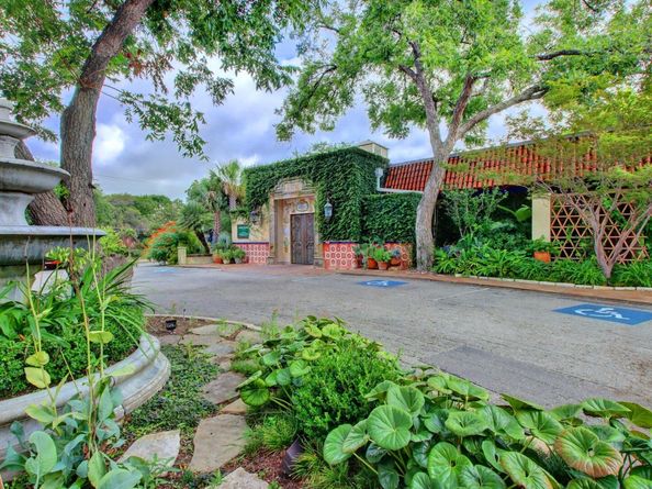 5115 Woodview Ave, Austin TX 78756
