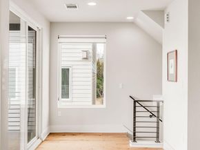 7921 Floracita LN 26, Austin TX 78735