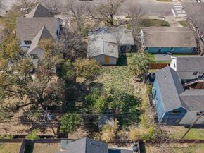 8017 Lazy LN, Austin TX 78757
