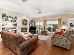 4 Tiburon Dr, The Hills TX 78738