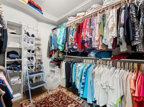 4 Tiburon Dr, The Hills TX 78738