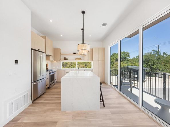 10814 Hermosillo DR, Austin TX 78758