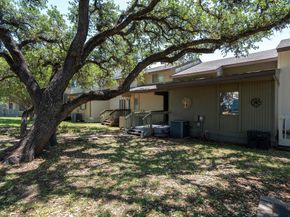 269 Venture BLVD S, Point Venture TX 78645