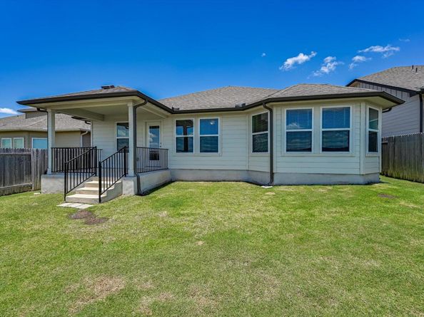 632 Wild Spur LN, Liberty Hill TX 78642