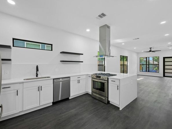 914 E 50th ST, Austin TX 78751