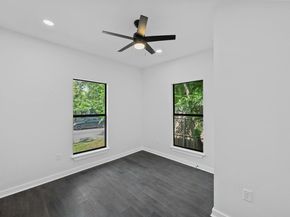 914 E 50th ST, Austin TX 78751