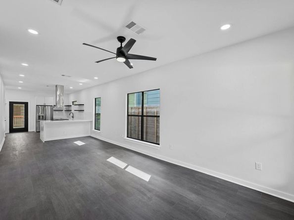 914 E 50th ST, Austin TX 78751