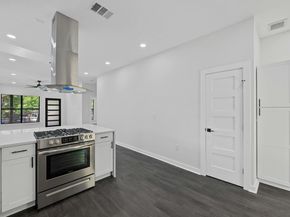 914 E 50th ST, Austin TX 78751
