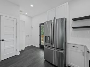 914 E 50th ST, Austin TX 78751
