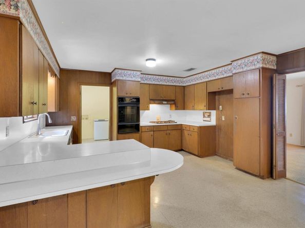 1109 Hollybluff ST, Austin TX 78753