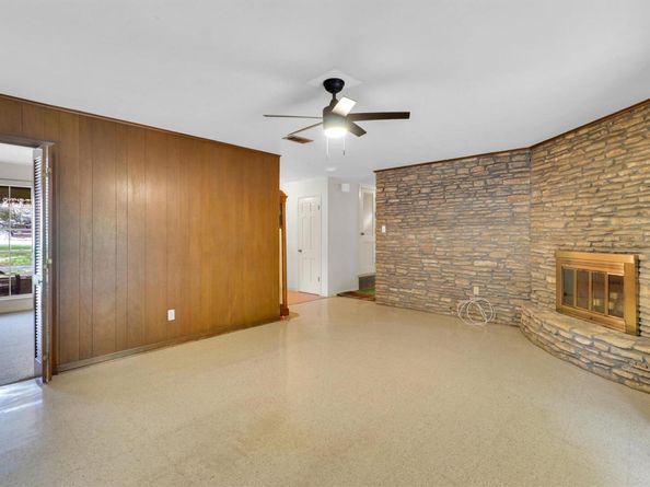 1109 Hollybluff ST, Austin TX 78753