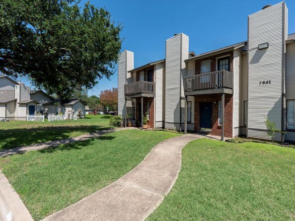 1841 River Crossing CIR B, Austin TX 78741