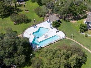 1841 River Crossing CIR B, Austin TX 78741
