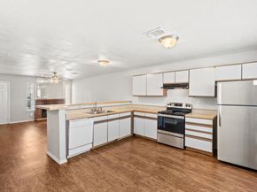 1841 River Crossing CIR B, Austin TX 78741