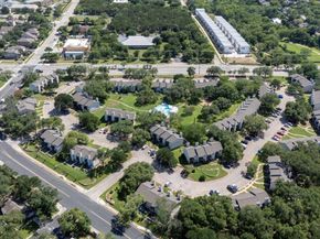 1841 River Crossing CIR B, Austin TX 78741