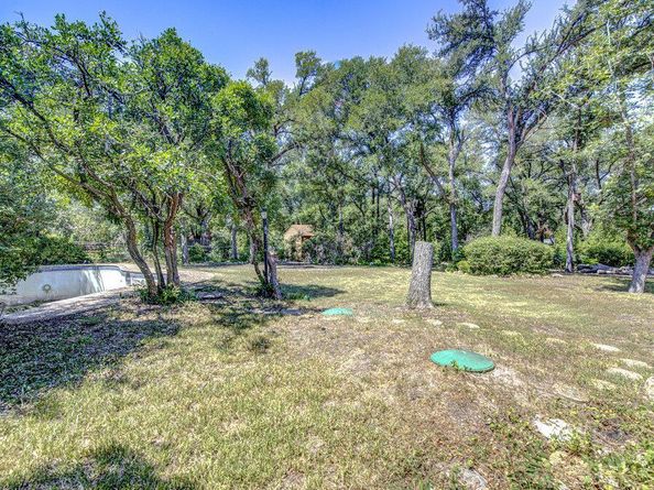 8205 Cliffview DR, Austin TX 78759