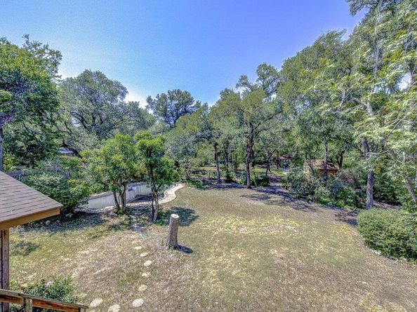 8205 Cliffview DR, Austin TX 78759