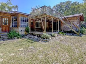 8205 Cliffview DR, Austin TX 78759