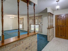 8205 Cliffview DR, Austin TX 78759