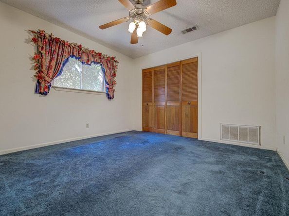 8205 Cliffview DR, Austin TX 78759