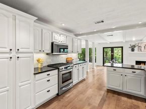 6000 Mountainclimb DR, Austin TX 78731