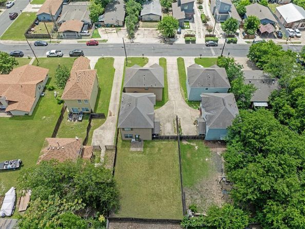 6916 Meador Ave, Austin TX 78752
