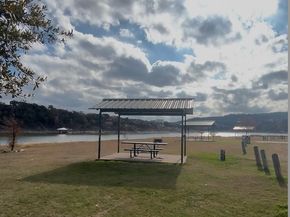 18322 Lake Oaks DR, Jonestown TX 78645